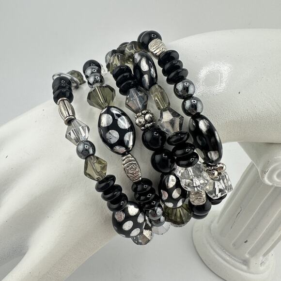 6.75” Silver Tone Black Gray Clear Glass Beaded Memory Wire Wrap Bracelet - Picture 2 of 5